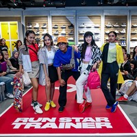 Desain sneakers ini mengambil inspirasi dari 20 siluet sepatu yang dibuat khusus untuk berbagai bidang olahraga seperti lari, anggar, bola voli, sepakbola hingga gulat. Foto: Dok. Converse Indonesia