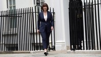 Perempuan berusia 45 tahun ini merupakan mantan ekonom di Bank of England. 