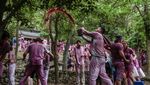 Potret Meriahnya Perang Wine di Spanyol, Baju Putih Berubah Ungu