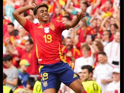 Spanyol Vs Jerman: Netizen Puji Lamine Yamal, Bingung Kroos Tak Dikartu