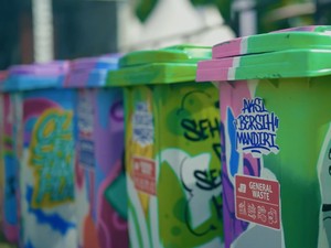 Melihat Solar Charging Station-Aksi Bersih di Mandiri Jogja Marathon 2024