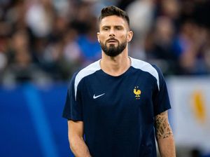 Olivier Giroud Kemalingan, Alami Kerugian Rp 8 Miliar