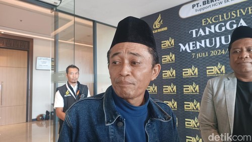 Bupati Lombok Tengah Lalu Pathul Bahri saat ditemui awak media, Minggu Minggu (7/7/2024). (Edi Suryansyah/detikBali)