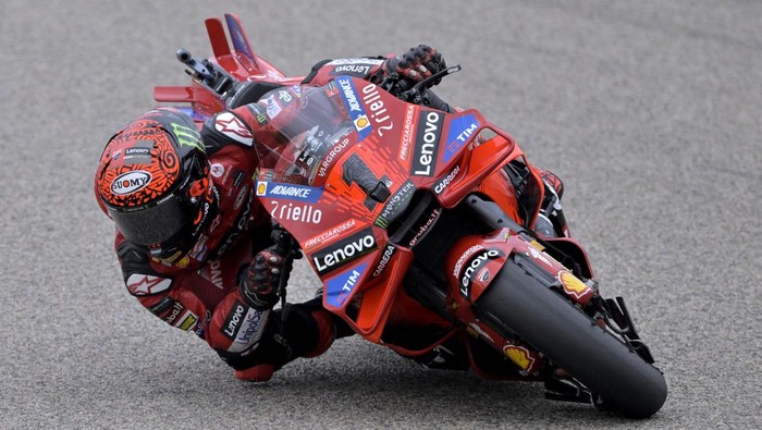 MotoGP - German Grand Prix - Sachsenring, Hohenstein-Ernstthal, Germany - July 7, 2024 Ducati Lenovo Teams Francesco Bagnaia in action during the race REUTERS/Matthias Rietschel