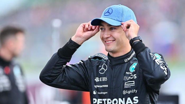 NORTHAMPTON, ENGLAND - JULY 6: George Russell of Great Britain and Mercedes-AMG PETRONAS F1 Team in parc feme during qualifying ahead of the F1 Grand Prix of Great Britain at Silverstone Circuit on July 6, 2024 in Northampton, England.(Photo by Vince Mignott/MB Media/Getty Images)