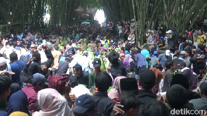 Grebeg Suro di Lumajang