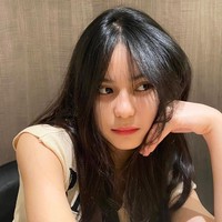 Sejak bergabung sebagai memberi JKT48, Jazzlyn Trisha pun tak luput dari sorotan. Member termuda JKT48 ini memesona dengan bakat suara dan tariannya. Foto: Doc. Instagram @jkt48.trisha