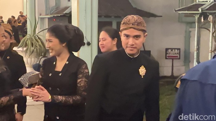 Ketua Umum PSI, Kaesang Pangarep, saat ditemui seusai kirab pusaka di Puro Mangkunegaran, Solo, Minggu (7/7/2024) malam.