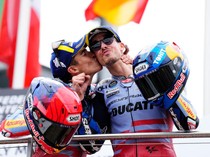 Marc Marquez Menggila Lagi: Start dari 13 tapi Finis ke-2!