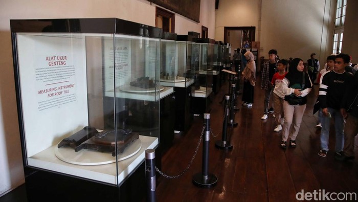 Menikmati Liburan Sekolah di Museum Jakarta Kota Tua Museum sejarah Jakarta yang terletak di kawasan Kota Tua menjadi destinasi favorit. Museum ini jadi salah satu pilihan anak-anak sekolah untuk berlibur.