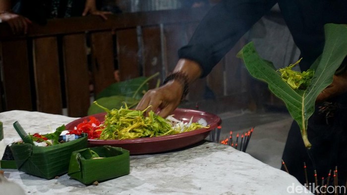 Ngesti Malam 1 Suro