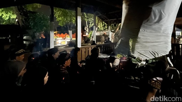 Ngesti Malam 1 Suro Ngesti Malam 1 Suro