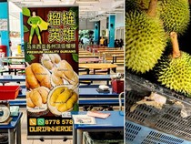 Wanita Ini Jualan Durian di Sekolah, 400 Kg Durian Ludes dalam 2 Jam!