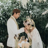 Hubungan Salshabilla dan Ibrahim Risyad atau yang akrab disapa Ohim sebelumnya sempat jadi perbincangan. Salsha sempat digosipkan menjadi orang ketiga diantara Ohim dan Dewi Paramita. Ohim dan Paramita diketahui sudah berpacaran selama 7 tahun sebelum akhirnya memutuskan berpisah. Foto: Instagram/@salshabillaadr