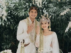 Foto Pernikahan Salshabilla Adriani-Ibrahim Risyad, Menawan Pakai Adat Sunda