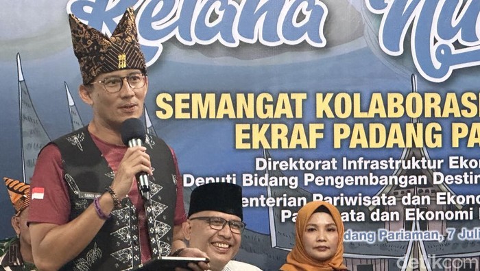 Sandiaga Uno saat kegiatan di Sumbar