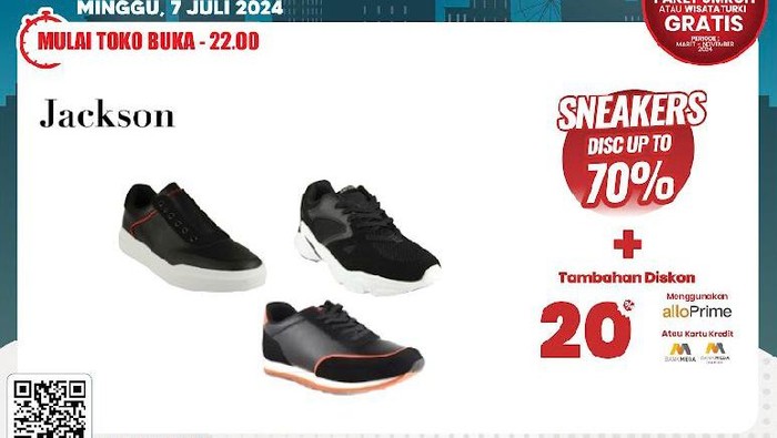 Sepatu Sekolah Diobral di Transmart Full Day Sale.