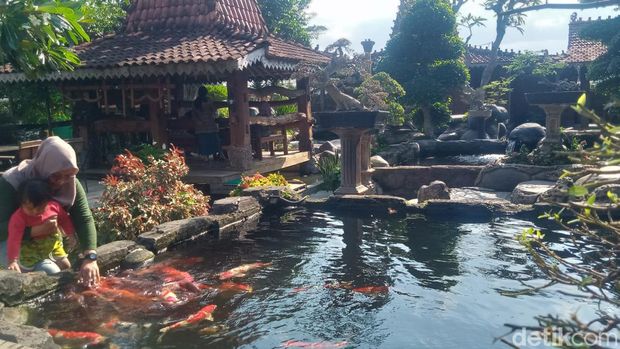 Suasana di Koito Resto Desa Jimus, Kecamatan Polanharjo, Klaten.