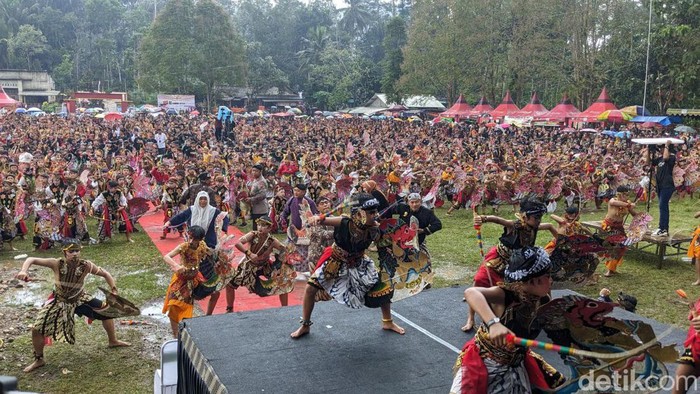Tari Turangga Yaksa Trenggalek