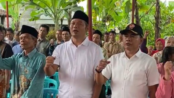Agus Irawan yang merupakan adik dari Devid Agus Yunanto, mantan ajudan Presiden Joko Widodo (Jokowi) deklarasi mendukung Ketua DPD Partai Gerindra Jawa Tengah Sudaryono untuk maju di Pilgub Jawa Tengah (dok istimewa)