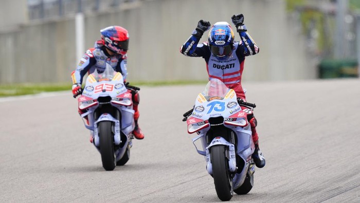 Alex Marquez Alex Marquez (73) of Spain and Gresini Racing Moto GP Ducati and Marc Marquez (93) of Spain and Gresini Racing Moto GP Ducati during the race day of the Liqui Moly Motorrad Grand Prix Deutschland at Sachsenring Circuit on July 7, 2024 in Hohenstein-Ernstthal, Germany. (Photo by Jose Breton/Pics Action/NurPhoto via Getty Images)