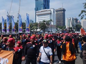 Ada Demo Buruh, Jalan Medan Merdeka Barat Arah Istana Ditutup