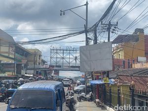 Iklan Miras di Jalur Puncak Cianjur Akhirnya Diturunkan