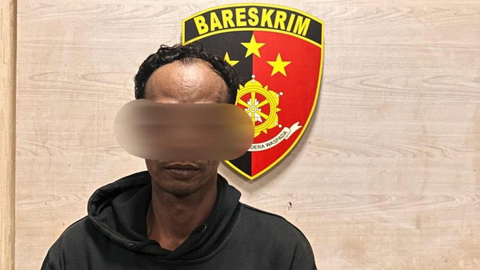 Joni Rofii, pelaku pencurian spesialis pikap L300 di Gresik usai ditangkap