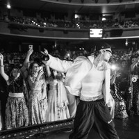 Tak hanya bintang Bollywood. Hadir pula Justin Bieber untuk menghibur para tamu dengan aksi panggungnya. (Foto: Instagram/@justinbieber)