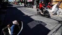 Bagi yang menyukai fotografi, cuaca cerah seperti ini sangat bagus untuk diabadikan momennya.  