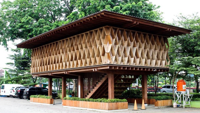 OBI Great Hall karya Andry Widyowijatnoko.