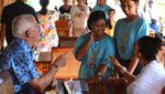 Melihat Semangat Anak Berkebutuhan Khusus Dilatih Keterampilan Kerja