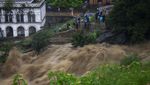 Penampakan Banjir Rendam Nepal, 14 Orang Tewas