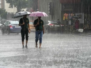 BMKG Prediksi Wilayah Ini Bakal Diguyur Hujan Sepekan ke Depan, Cek Lokasimu!