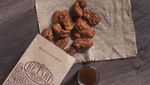 Krenyes Legit! 20 Pisang Goreng Madu Buat Ngemil Enak Ada di Sini