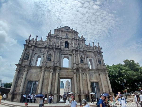 Potret Reruntuhan Gereja Saint Pauls di Makau, Tersisa Fasadnya Saja