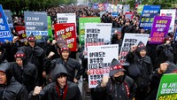 Dikutip dari Reuters, Senin (8/7/2024), aksi ini dilakukan oleh serikat The National Samsung Electronics Union (NSEU) yang memiliki total 28 ribu anggota.