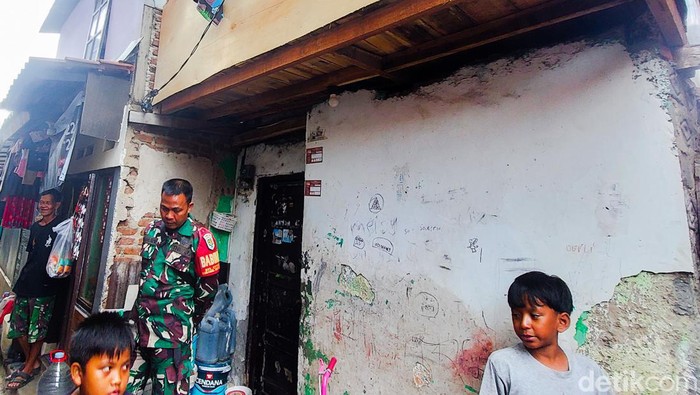 Rumah di Cimahi yang ditempati 46 orang