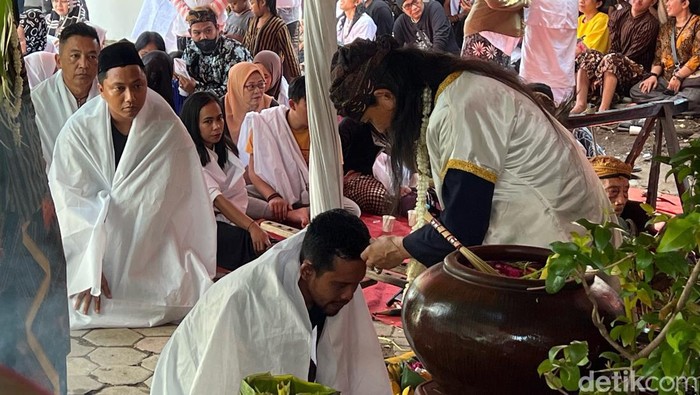 Ruwatan Grebek Suro di Kediri