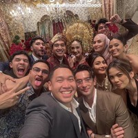 Kini sudah resmi menjadi suami-istri, ekspresi bahagia pun tampak jelas di wajah Salsha dan Ohim. Foto: Instagram