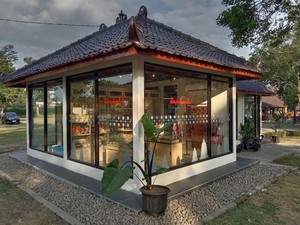 Sarinah Buka Store di Candi Prambanan