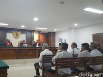 6 Terdakwa Korupsi PT Surveyor Cabang Makassar Dituntut 6-10 Tahun Penjara