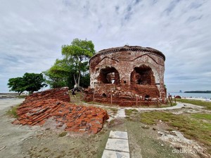Menyusuri Reruntuhan Benteng di Pulau-pulau Jakarta