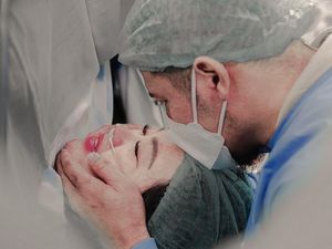 Kebahagiaan Via Vallen Dikaruniai Anak Pertama
