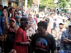 Diduga Mesum dengan Ipar, Sekdes Bulakelor Brebes Mundur Usai Didemo Warga