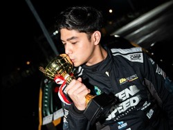7 Potret Al Ghazali Juara 3 D1GP, Pamer Kemesraan Bareng Alyssa Daguise