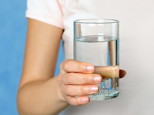 30 Hari Hanya Minum Air Putih , Ini yang Bakal Terjadi pada Tubuh