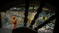 Pelaksanaan ini dilakukan tanpa hambatan sebab warga yang menempati lahan tersebut telah sepakat dan mau meninggalkan bangunan dengan suka rela.
