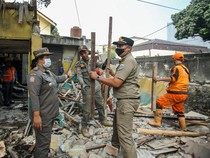 Bangunan Liar di Duren Tiga Jaksel Ditertibkan