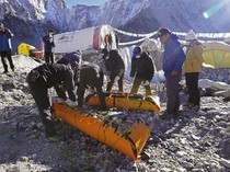 Duh, Kamp Tertinggi Gunung Everest Dipenuhi Sampah
